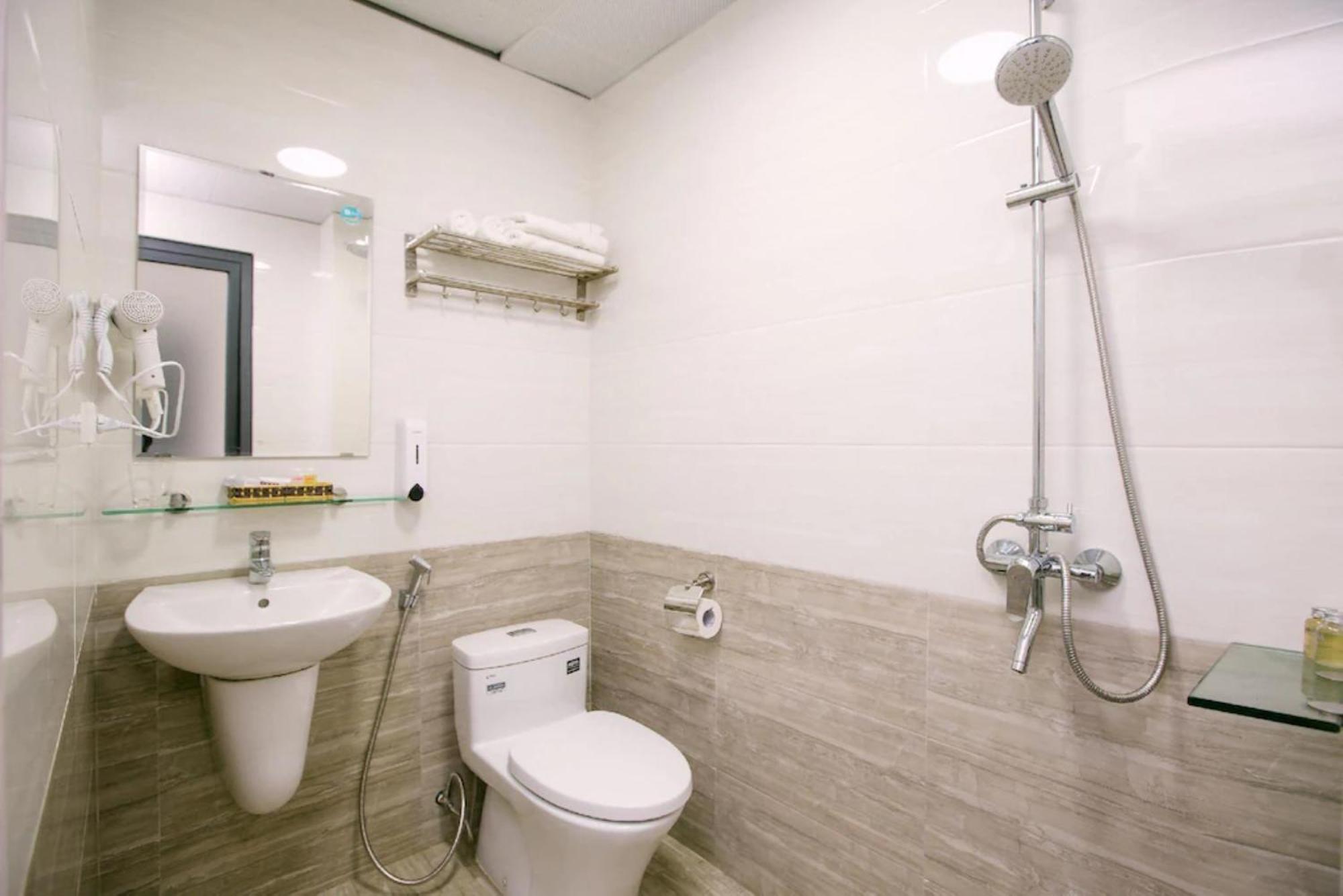 Ha Long Legend Hotel Bagian luar foto